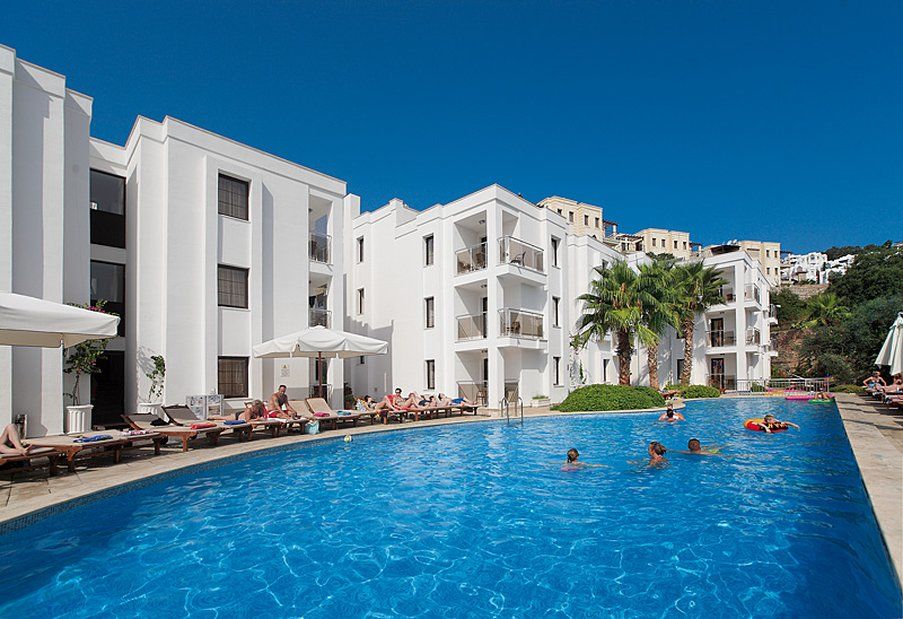 Costa Queen Suites Gümbet Exterior foto